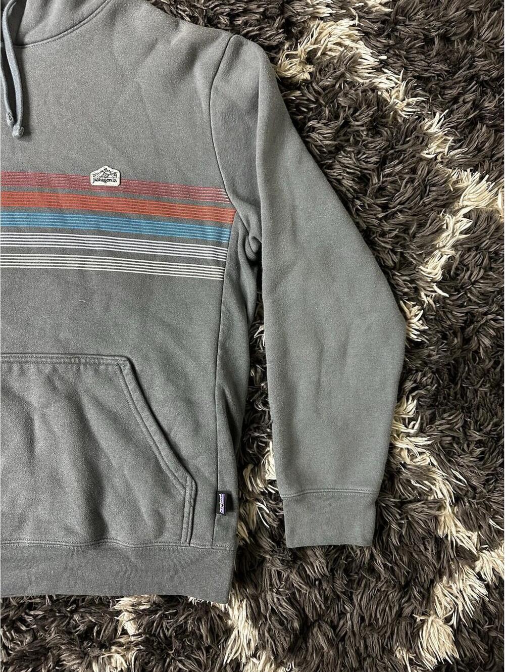 Patagonia Upisral Hoodie Mens Medium Gray Stripe Logo Pullover Sweatshirt - Picture 5 of 11